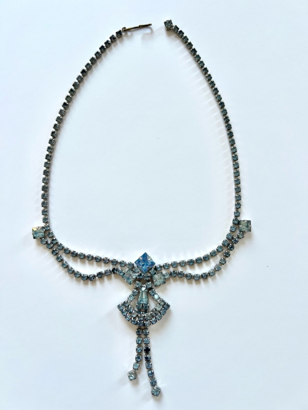 Vintage 1950s rhinestone tassel necklace